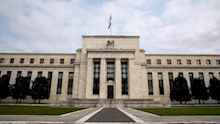 FOMC sees rate cuts ahead but flags tariff risks