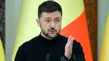 Zelensky: Russia launched 1,800 drones last week
