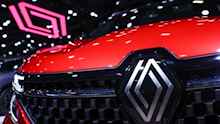 Renault appoints CFO Minto as interim CEO