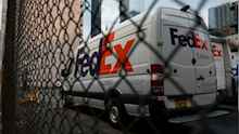FedEx's Q1 revenue climbs 3% to $22.2B